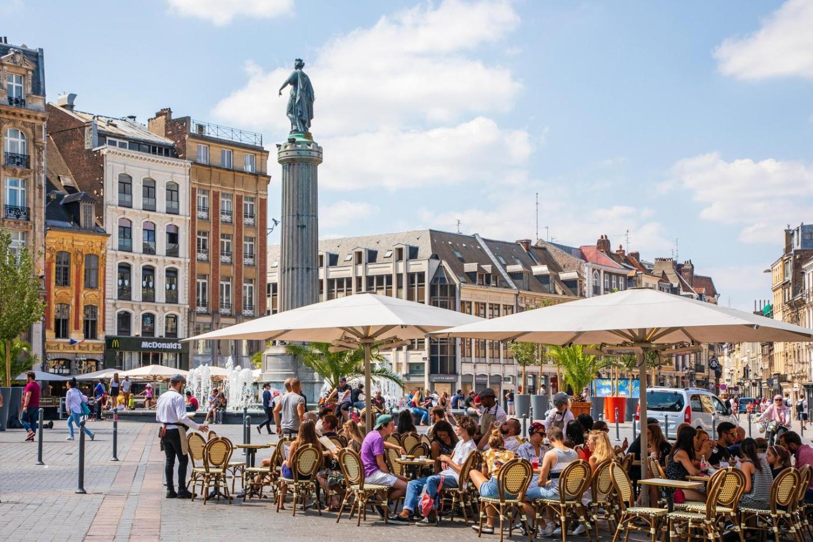 Apartment With Parking In The Heart Of Old Lille Ngoại thất bức ảnh